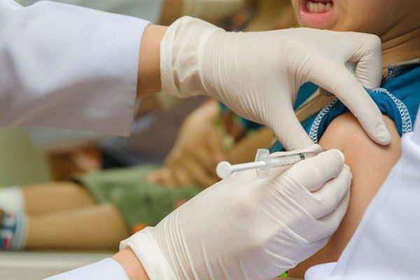 iquestSe puede vacunar todaviacutea  a los nintildeos contra la gripe