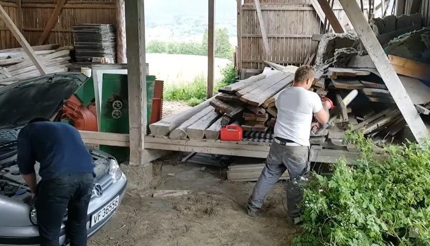 Una broma pesada con una motosierra es furor en YouTube