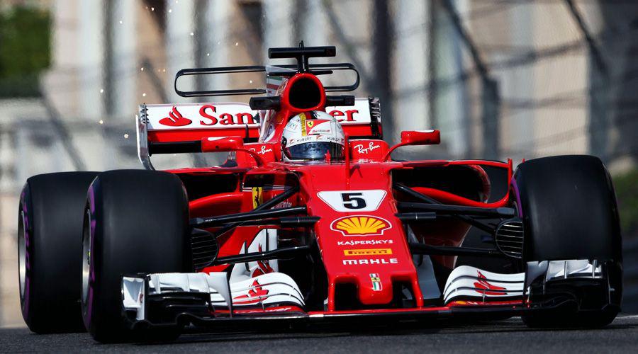 El millonario contrato de Ferrari para retener a Vettel