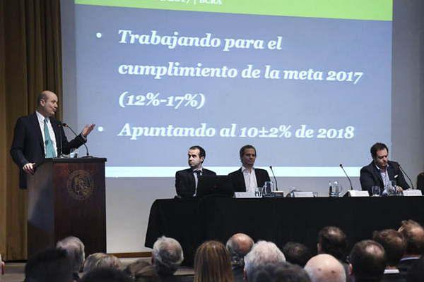 Sturzenegger reafirmoacute la meta de inflacioacuten anual en 17-en-porciento-