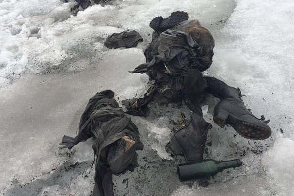 Un glaciar expulsa los cuerpos congelados e intactos de una pareja desaparecida hace 75 antildeos
