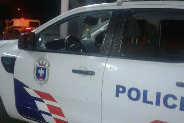 Monito Castantildeo emboscoacute a varios policiacuteas y en una balacera hirioacute a dos jefes y a cinco efectivos