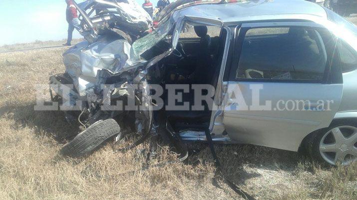 Un vendedor perdió la vida tras chocar con un camión