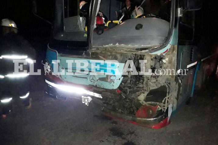 Los pasajeros salieron ilesos del accidente