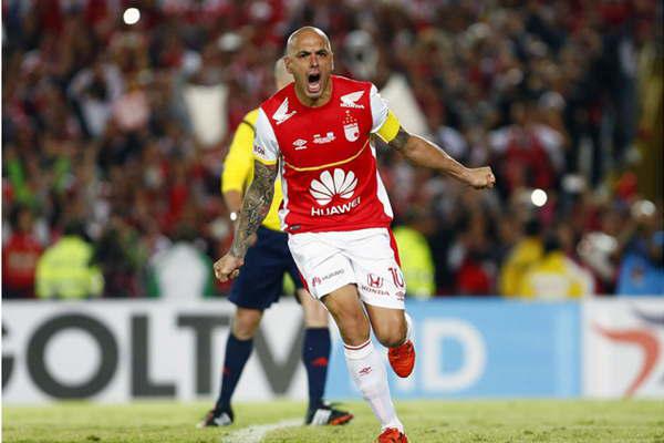 Omar Peacuterez y Exequiel Benaviacutedez fueron ofrecidos como refuerzos