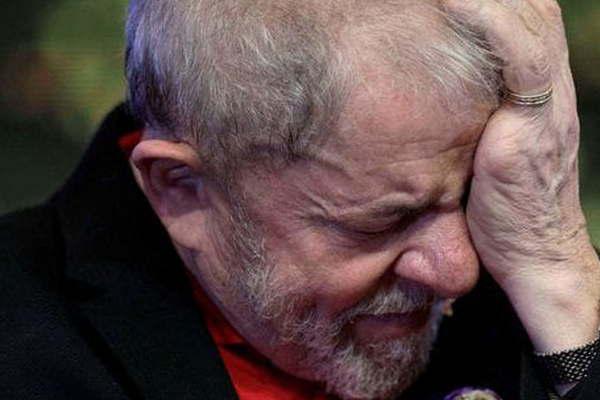 El juez Moro volvioacute a citar a Lula para nueva indagatoria 