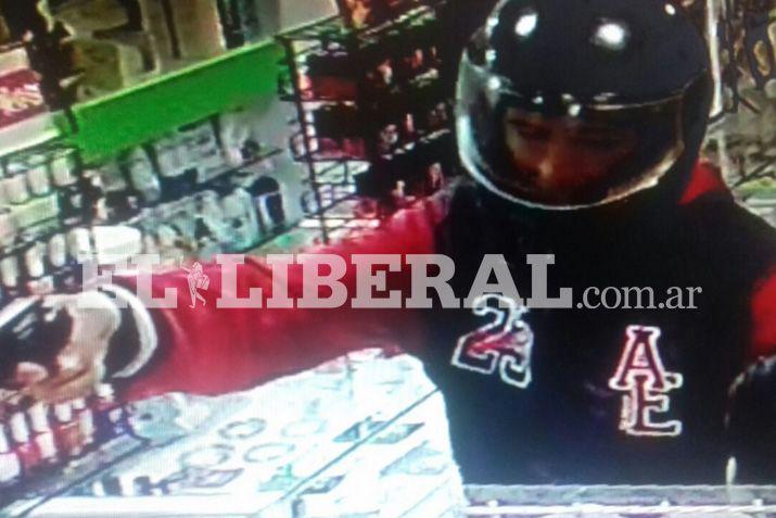 El sospechoso fue atrapado por el personal policial de Frías