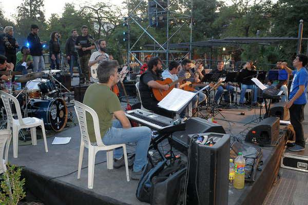 Estaraacute cerrado el traacutensito vehicular en el centro por los festejos centrales