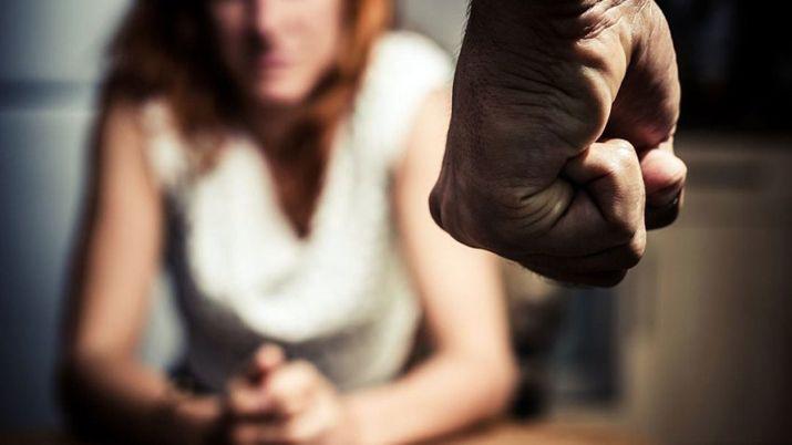 Los femicidios dejaron maacutes de 3000 chicos sin madre en casi 10 antildeos