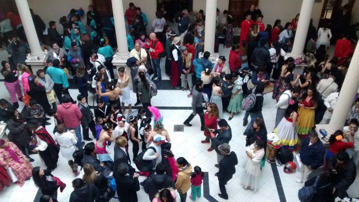 Estas son las mejores fotografiacuteas de la Accioacuten Urbana Teatral