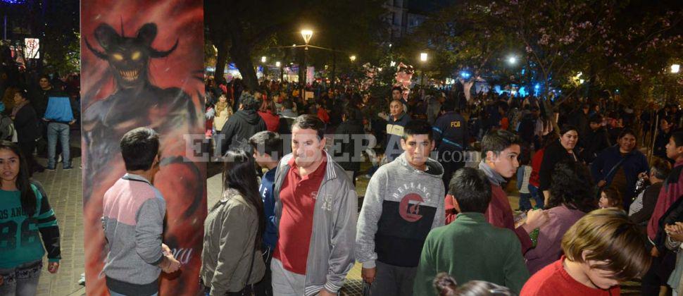 Miraacute las mejores fotos de la vigilia en la Plaza Libertad