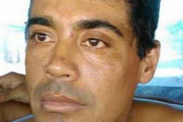 Se fugoacute de la Seccional 45 tucumano que intentoacute matar y quemar a su ex 