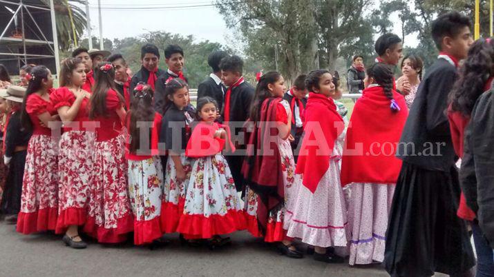 Fotos- Todo el color del tradicional desfile en el Parque