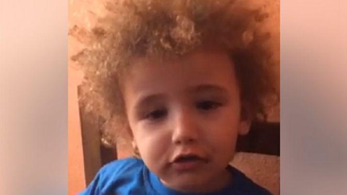 Le pidioacute a su mamaacute que le corte el pelo para que no le digan Valderrama