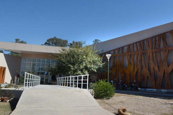 El Complejo Edilicio Jardiacuten Botaacutenico seraacute entregado a la Unse en el mes de agosto