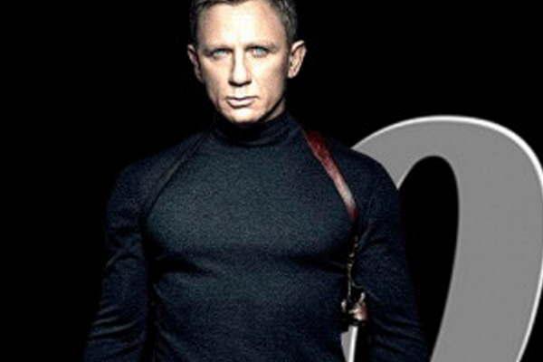 Daniel Craig volveraacute a ser el agente secreto 007 