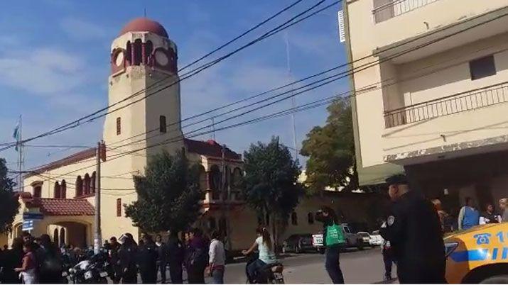 Cinco reos fueron hospitalizados por incidente en alcaidiacutea bandentildea