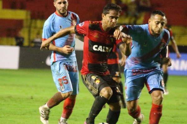 Arsenal buscaraacute dar  vuelta la serie en Sarandiacute  