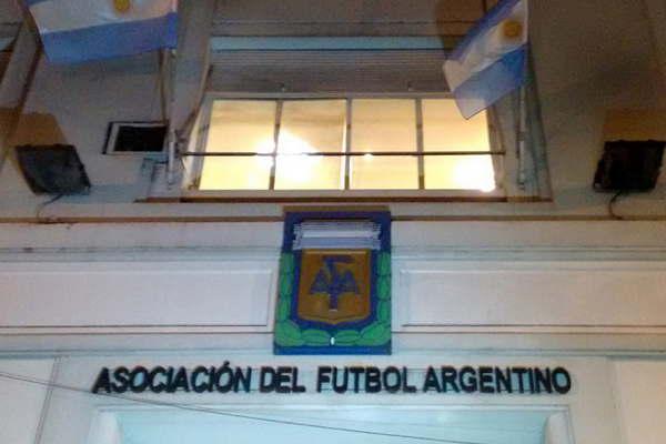 La Superliga quedoacute oficialmente constituida