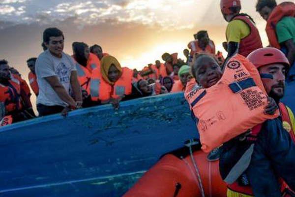 Macron propone la creacioacuten de centros de identificacioacuten para los refugiados en Libia