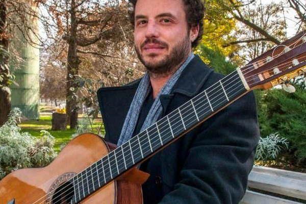 El Centro Cultural presentaraacute un  recital de guitarra