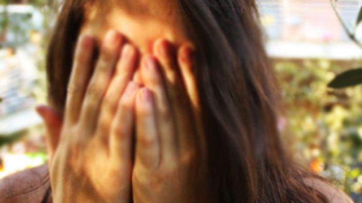 Desolada se desmayoacute en Fiscaliacutea la esposa del empleado del Pami