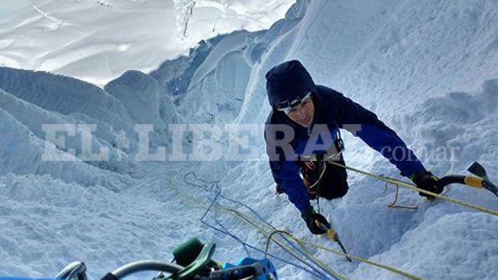 El friense Yemil Sarmiento hizo cumbre en la Cordillera Blanca