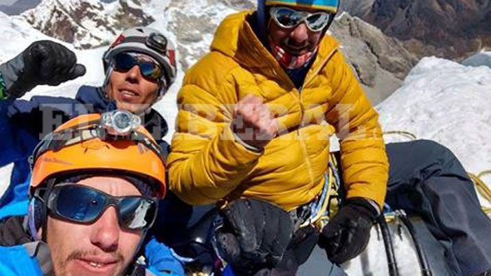 El friense Yemil Sarmiento hizo cumbre en la Cordillera Blanca