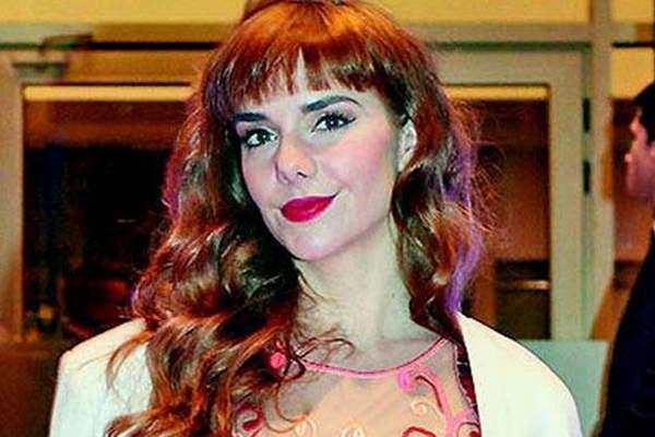 Julieta Nair Calvo  deslumbroacute con su  belleza en Las Termas 