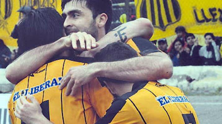 Se confirmoacute el estadio donde jugaraacuten Mitre vs Racing