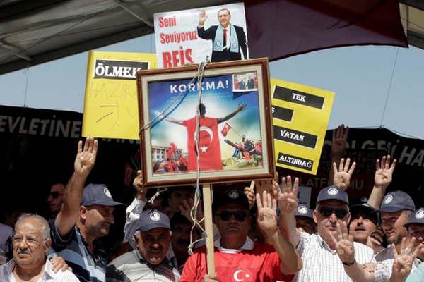 Con 486 acusados Turquiacutea inicia el juicio por el fallido golpe de Estado
