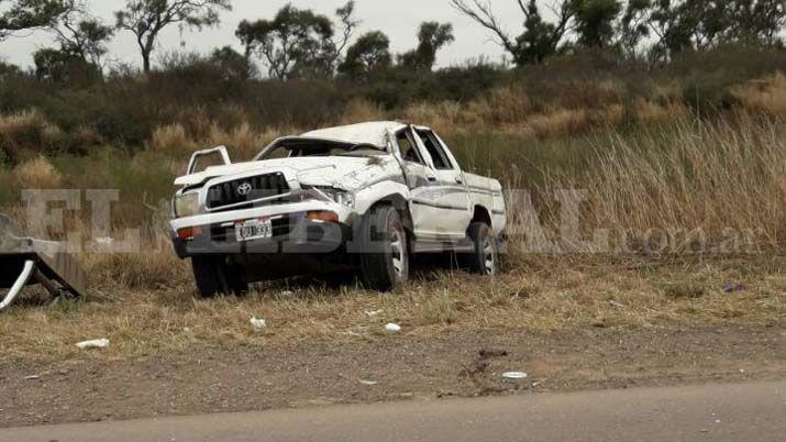 Murioacute uno de los ocupantes de la camioneta que volcoacute en Ruta 21