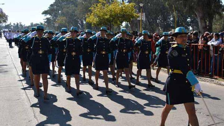 Las cadetas de policiacutea embarazadas ya no podraacuten ser dadas de baja