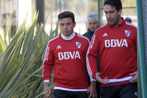 Santos Borreacute es un delantero muy interesante  