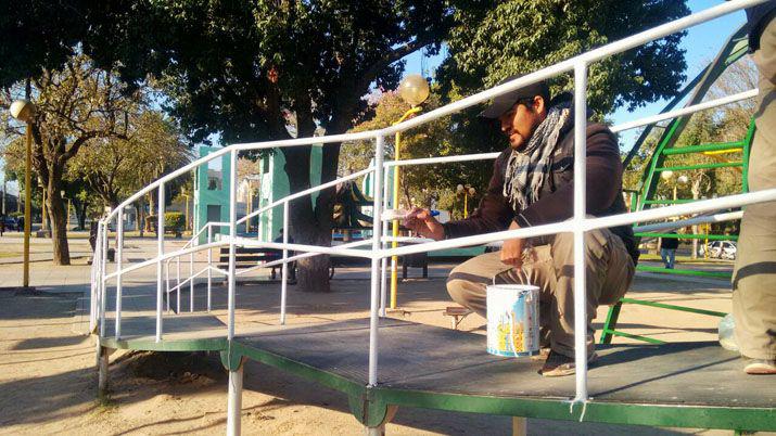 La comuna inició los trabajos de refacción en la Plaza Belgrano