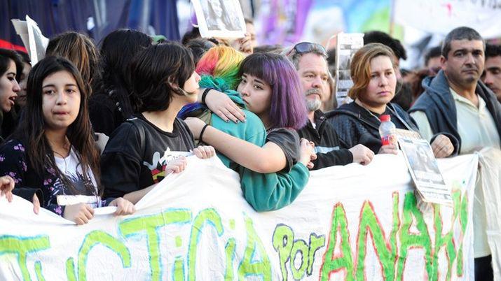 Miles de personas marcharon pidiendo justicia por Anahiacute