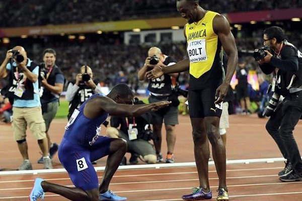 Gatlin voloacute en la despedida de Bolt 