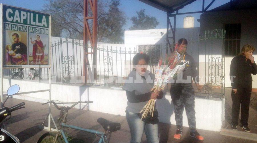 Los santiaguentildeos participaron de la misa a San Cayetano