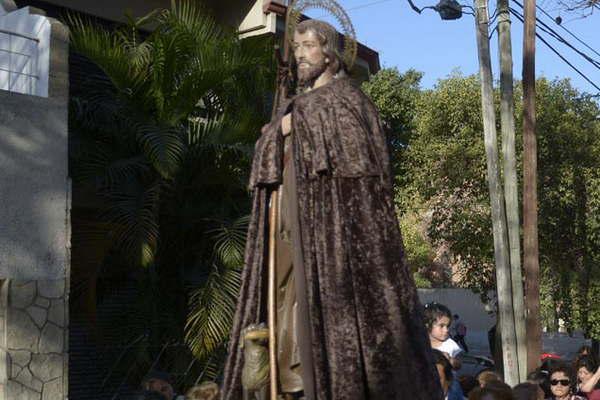 Hoy comienza la novena en honor a San Roque en el barrio Sarmiento