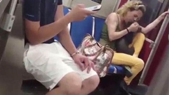 Ebria y drogada tratoacute de comerse a su perro en el subte