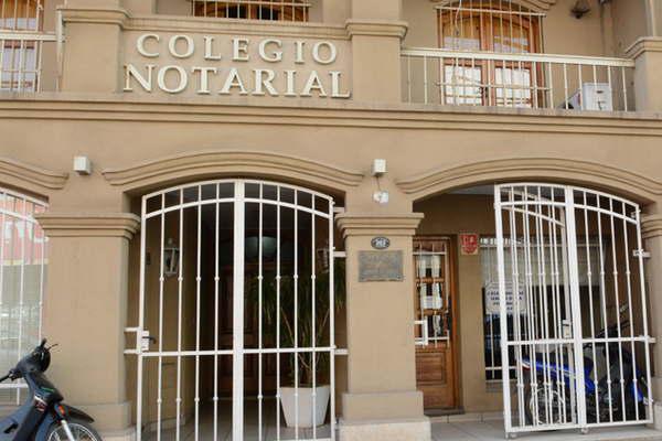 PROCESO Los contadores trabajan en el edificio ubicado en la calle Tucumn casi Rivadavia También los respaldan dos abogados