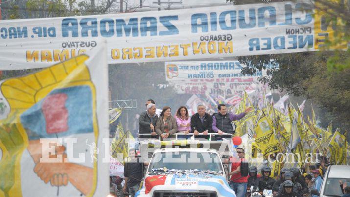 Miraacute las mejores fotos del cierre de campantildea del Frente Ciacutevico