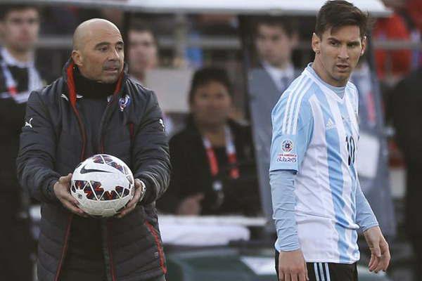 Sampaoli almorzoacute con Messi  y charlaron sobre el equipo