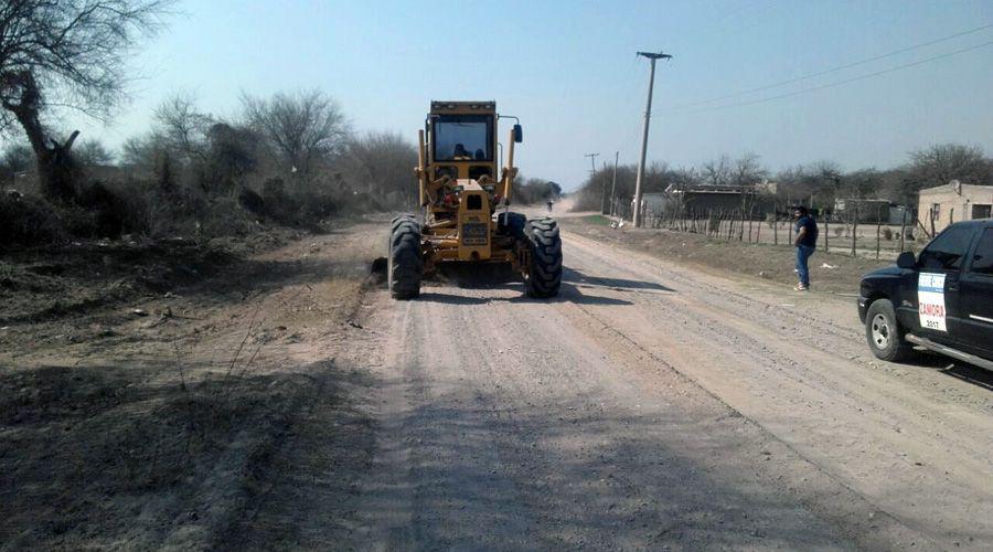La provincia acondicionado caminos del interior del departamento Riacuteo Hondo