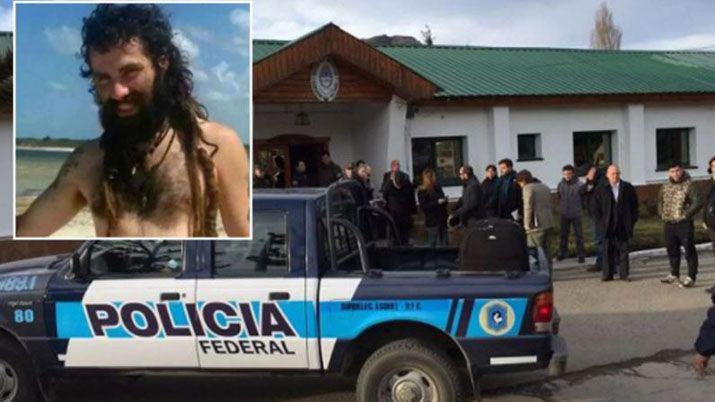 Caso Santiago Maldonado- allanaron el escuadroacuten de Gendarmeriacutea en Esquel