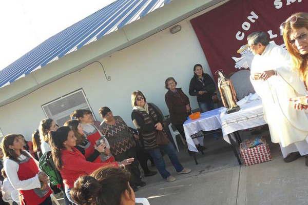 Monsentildeor Bokalic presidiraacute la solemnidad a Santa Clara de Asiacutes junto con los devotos del Mishqui Mayu