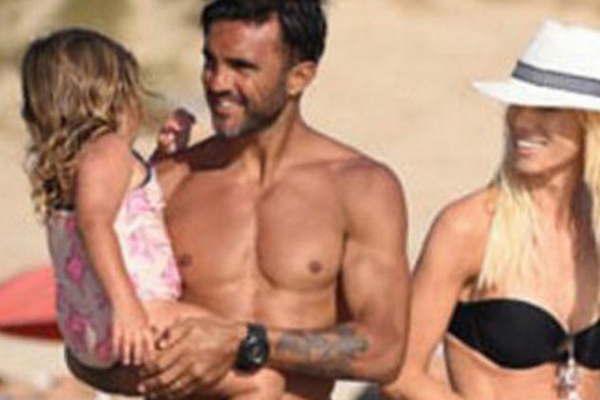 Poroto Cubero salioacute en defensa de su ex