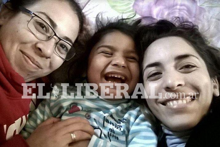 La pequeña debe ser operada en Mar del Plata y necesita de la ayuda de todos los santiagueños