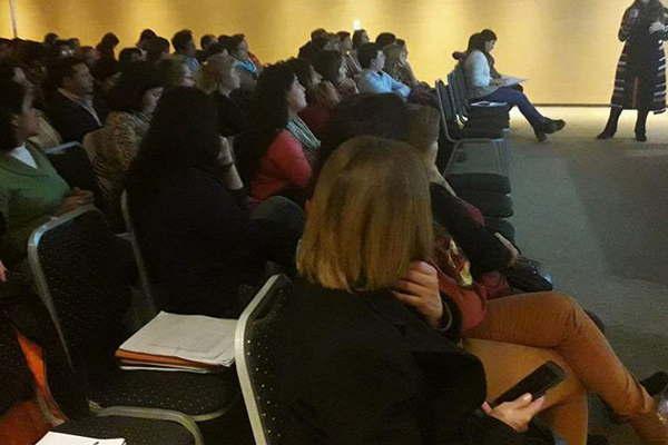 Forman a los docentes en prevencioacuten de las adicciones en el aula