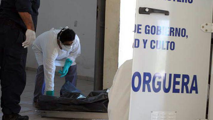 Dos joacutevenes fallecieron en un violento accidente en La Banda